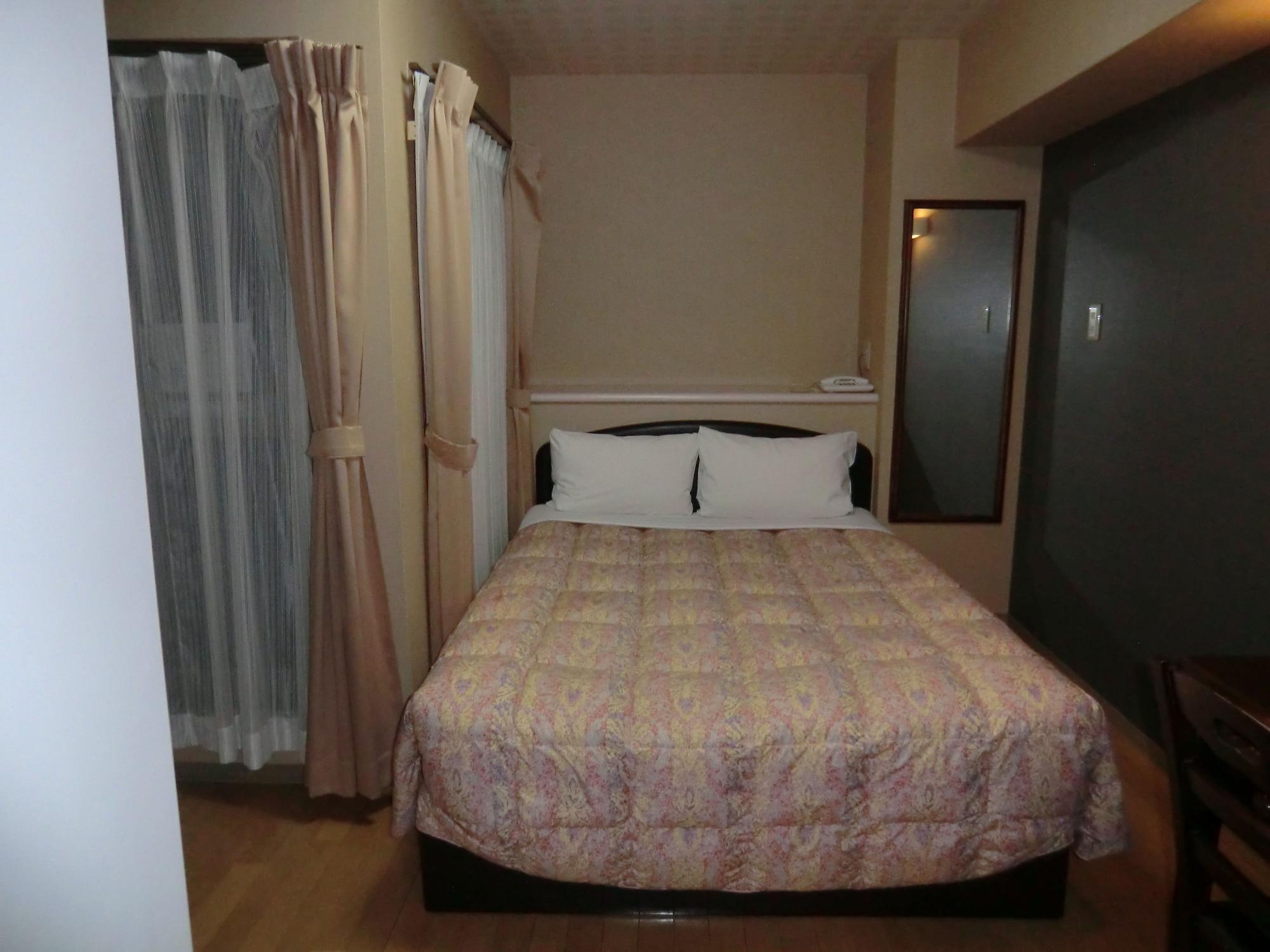 Azu Garden Nippombashi Hotel Osaka Buitenkant foto